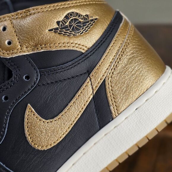 Nike Air Jordan 1 Retro Hi OG Black Metallic Gold FD1437-071 GS 6Y Women's 7.5 - Picture 12 of 14